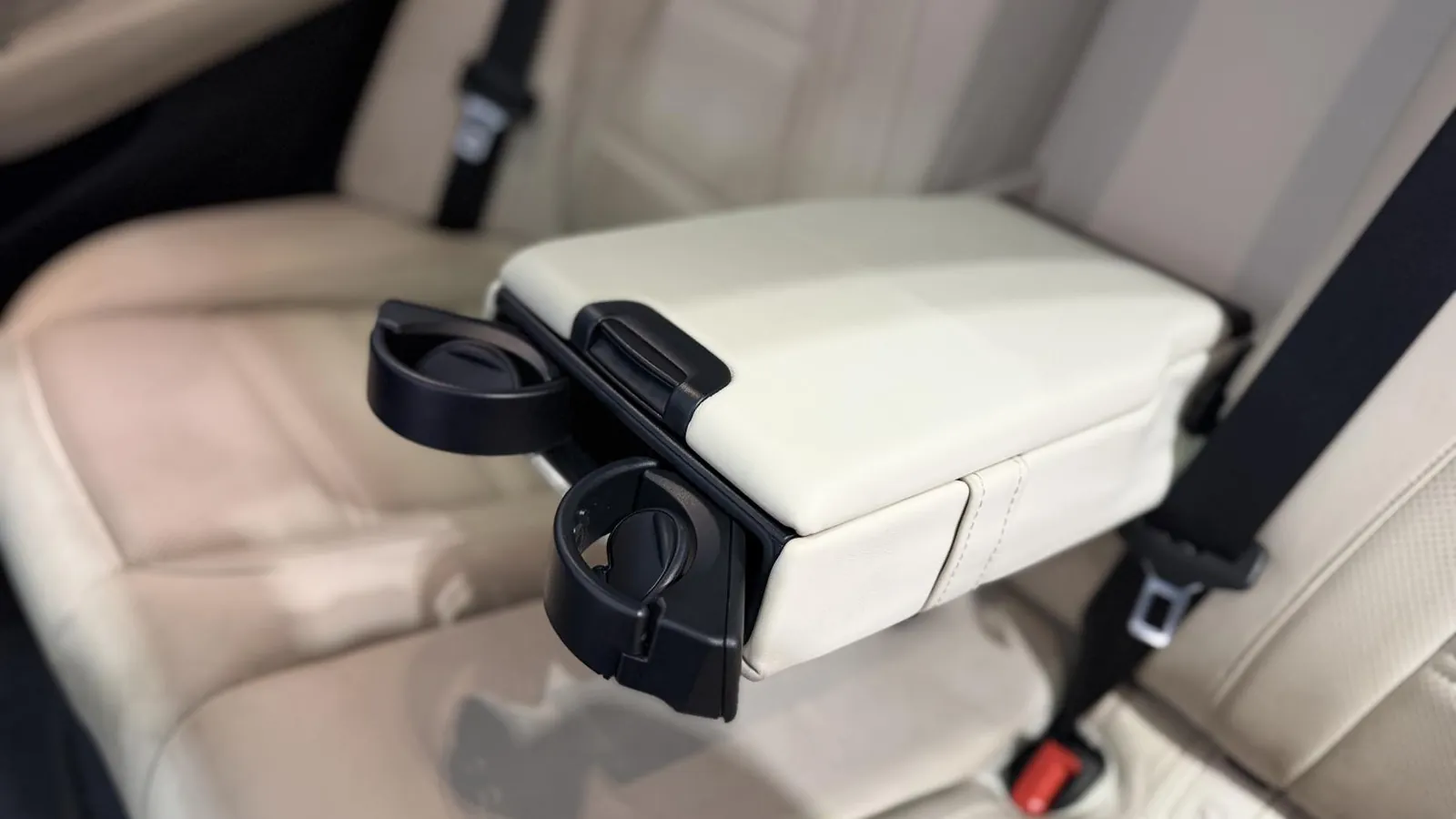 2019 Mercedes-Benz E Class — photograph 17 of 58