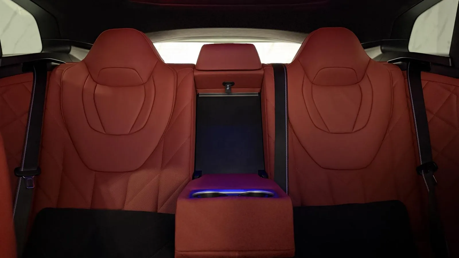 2024 BMW XM — photograph 15 of 52