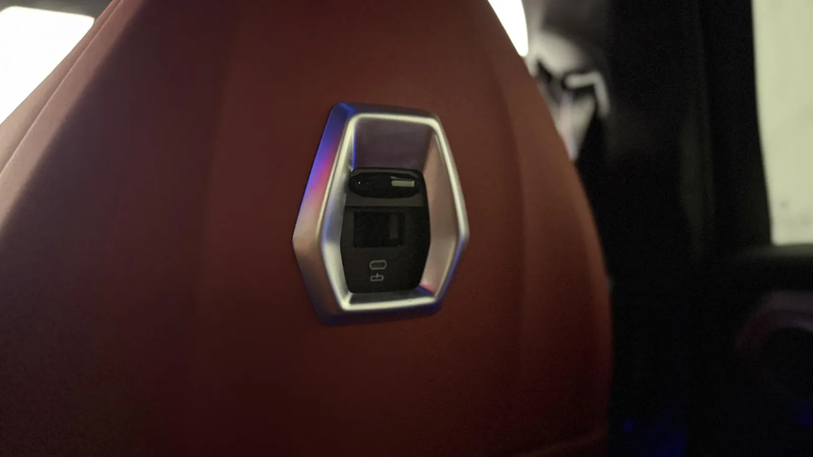 2024 BMW XM — photograph 17 of 52