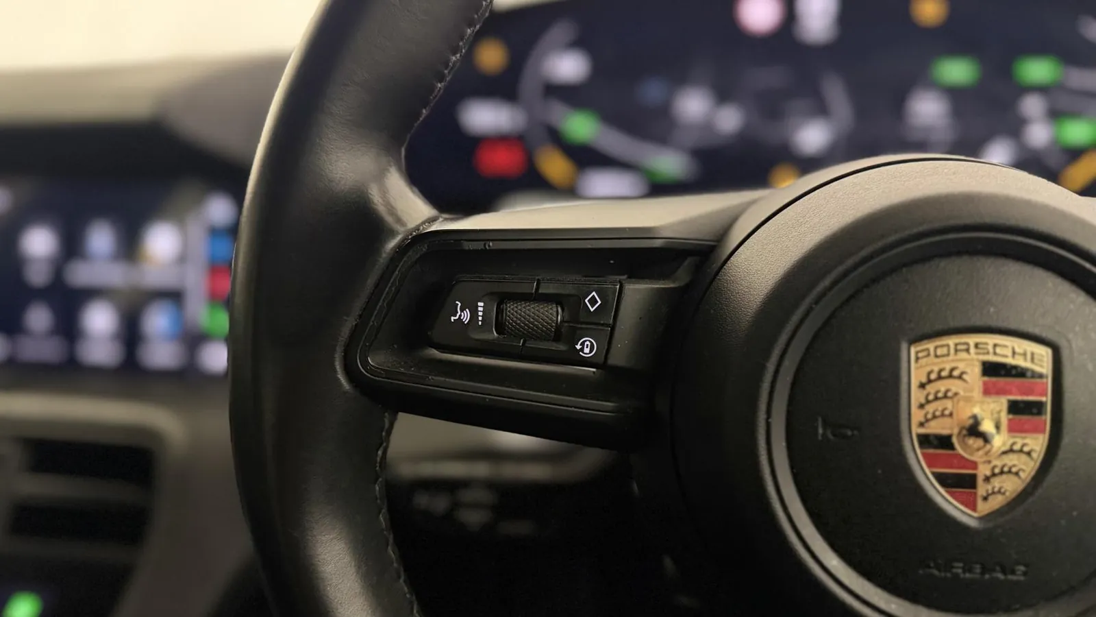 2021 Porsche Taycan — photograph 14 of 44