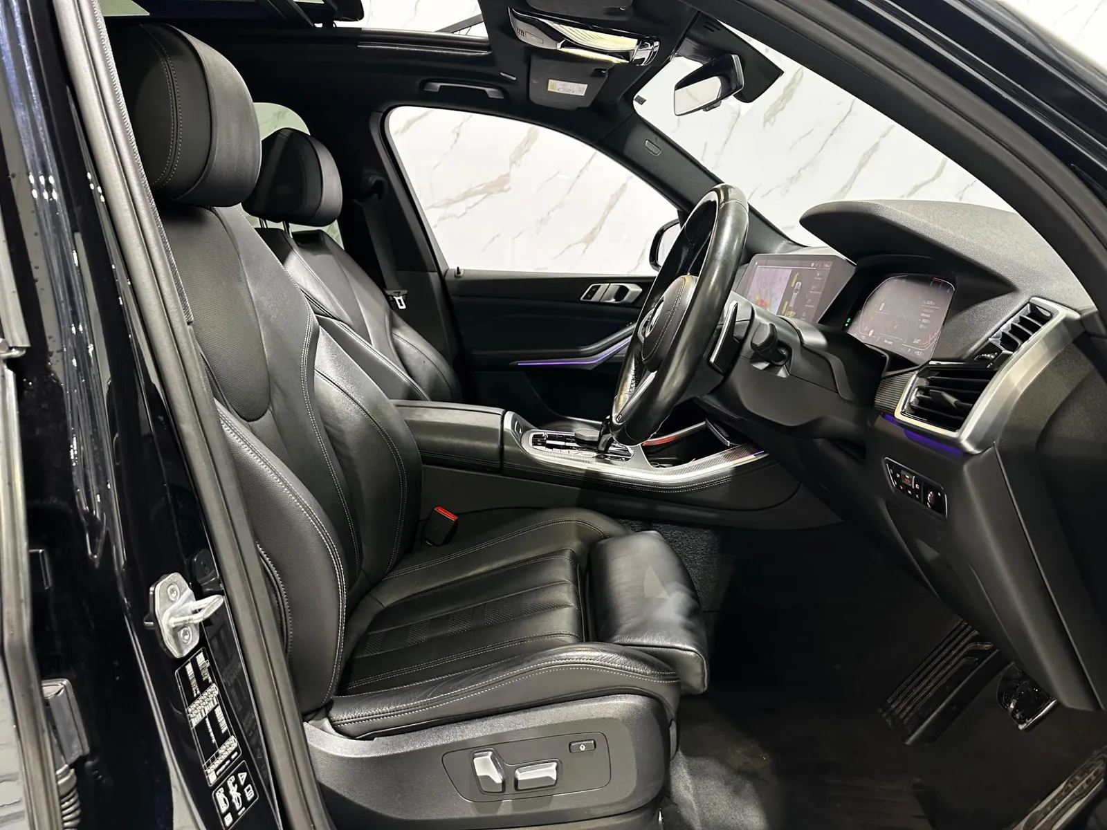 2019 BMW X5 — photograph 17 of 71