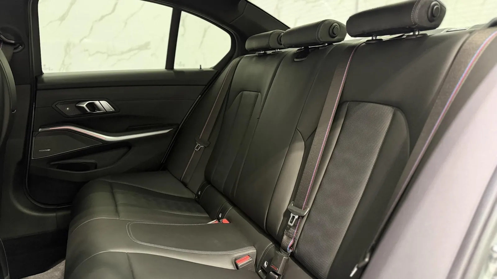 2022 BMW M3 — photograph 17 of 52