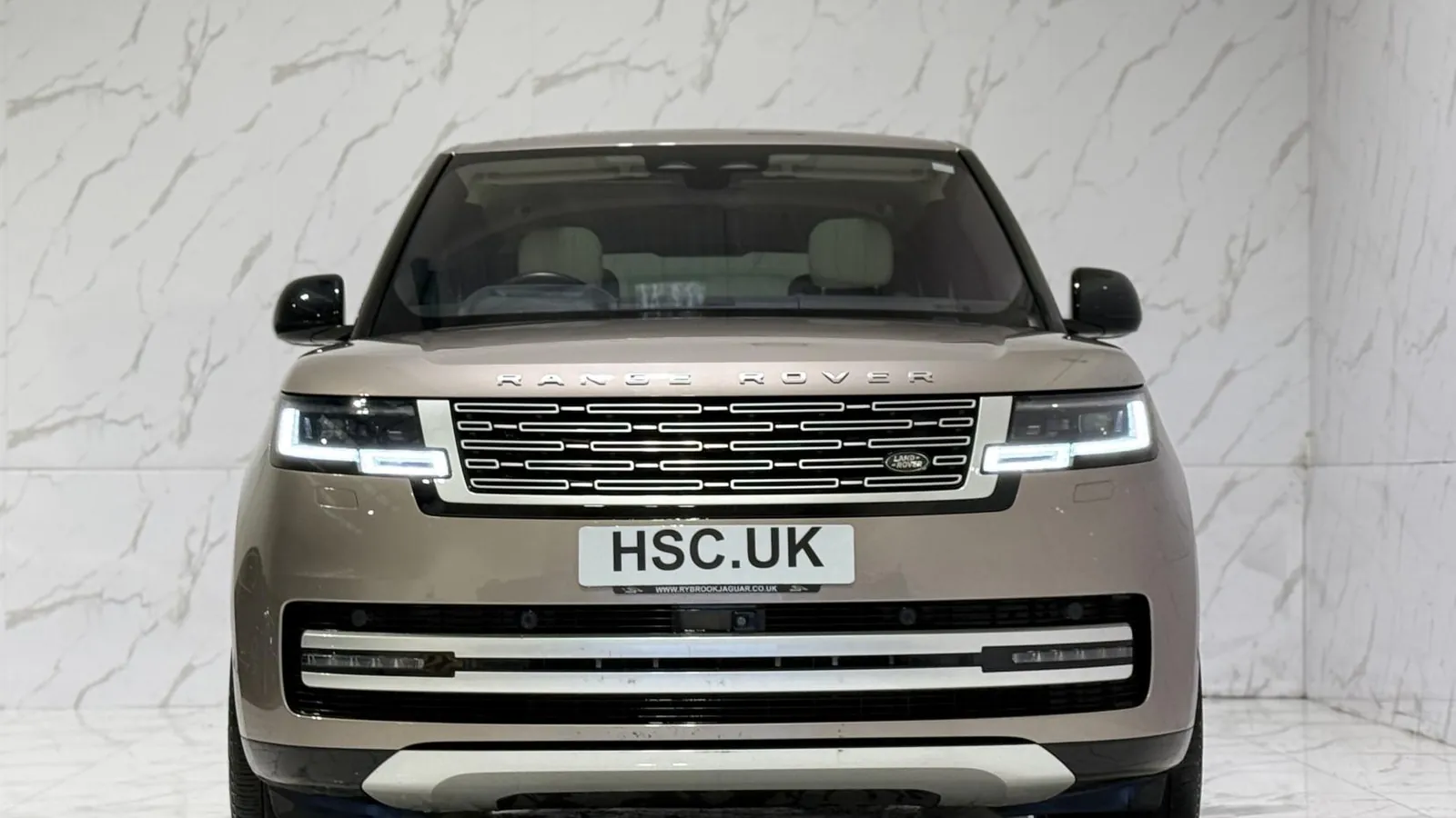 2023 Land Rover Range Rover — Head-on view of the grille and headlights