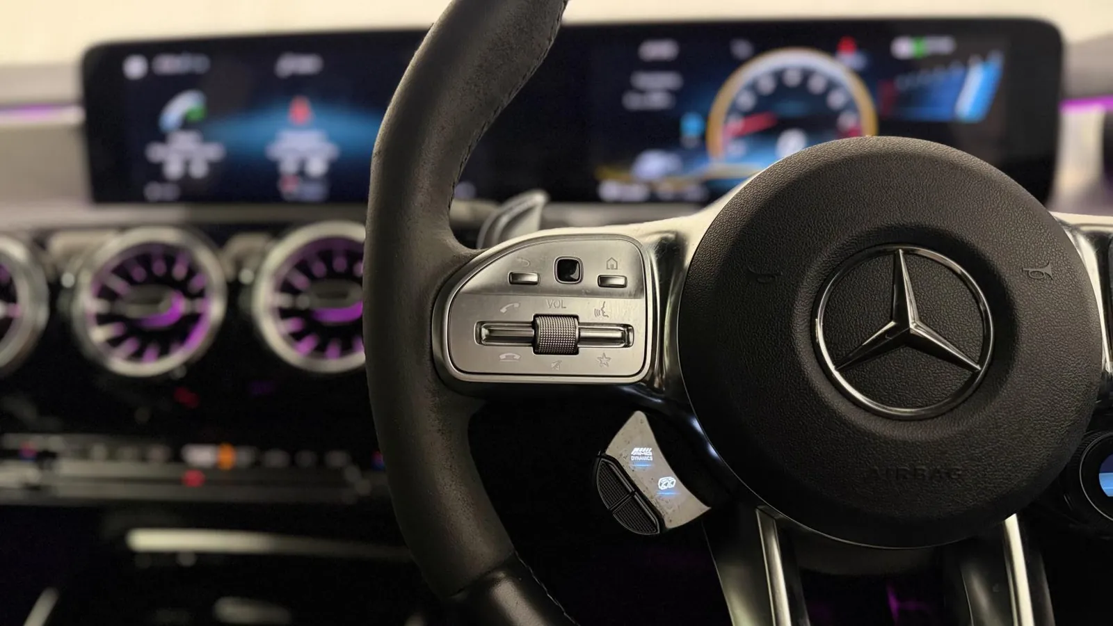 2023 Mercedes-Benz A Class — photograph 15 of 58