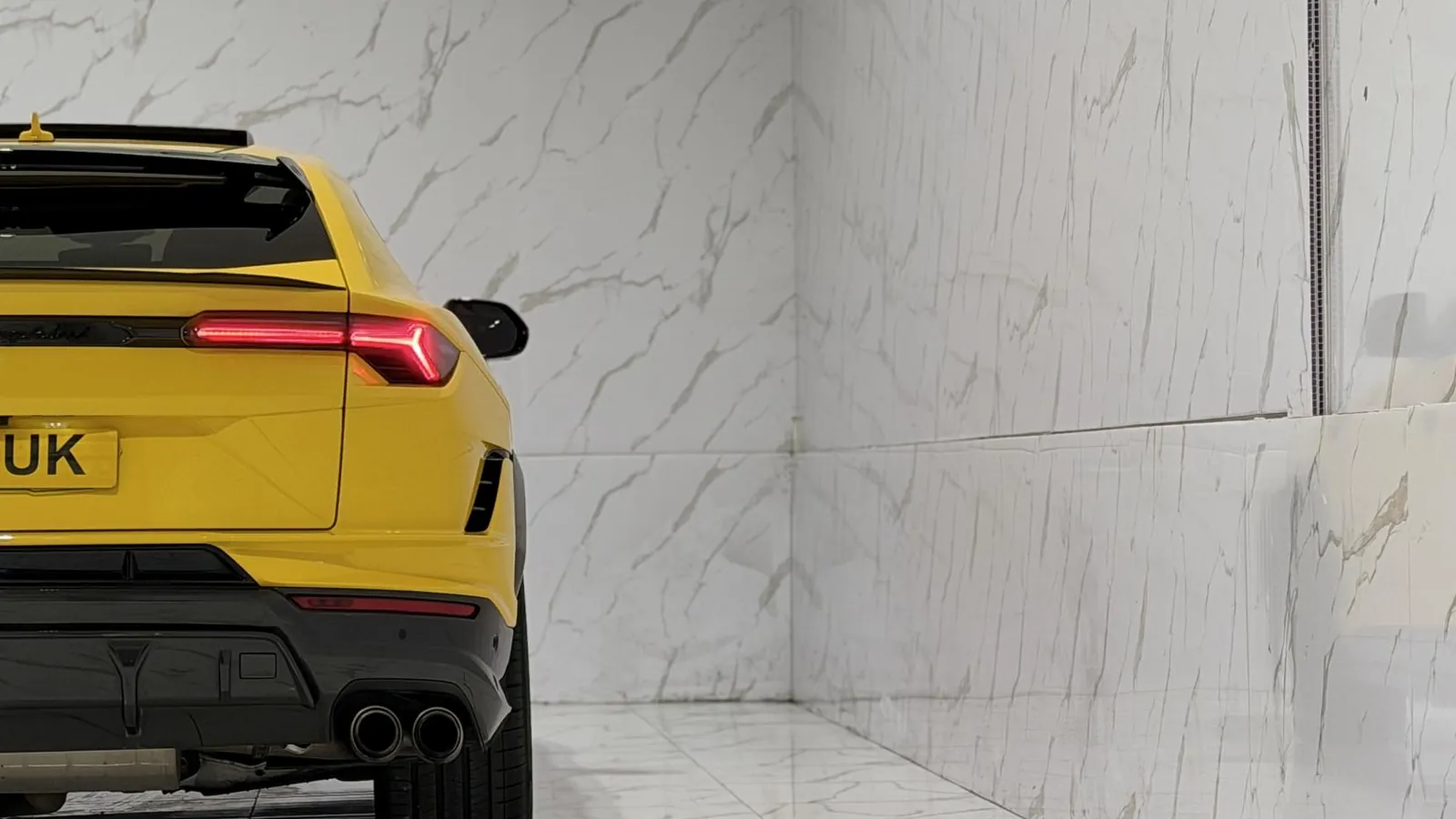 2024 Lamborghini Urus — Rear quarter and light cluster