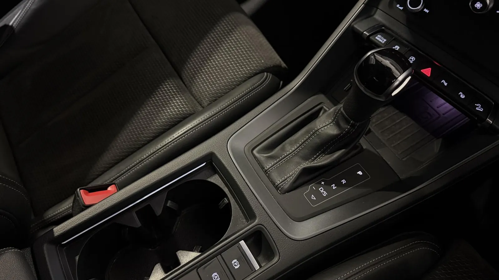 2020 Audi Q3 — photograph 13 of 50