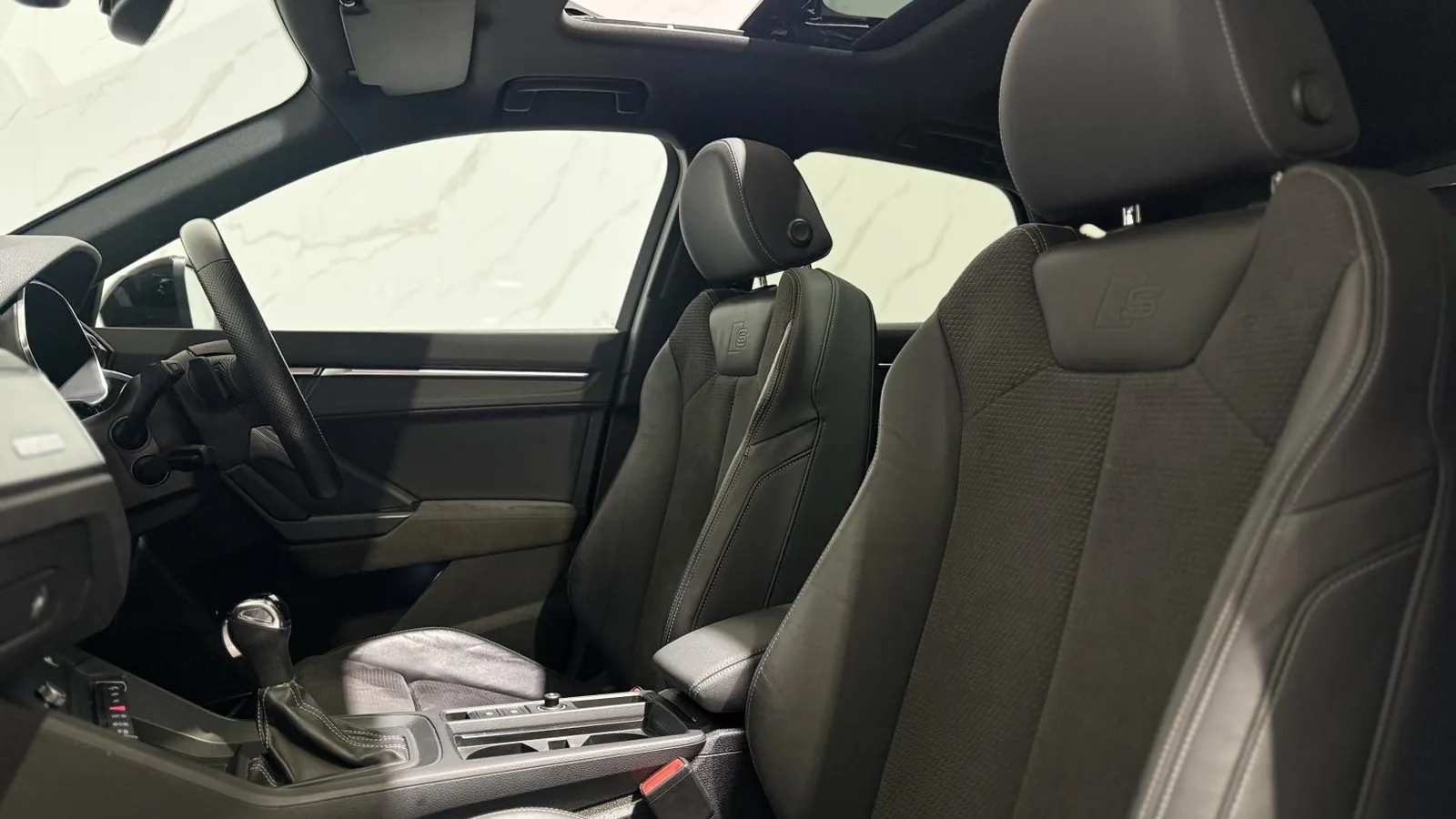 2020 Audi Q3 — photograph 14 of 50