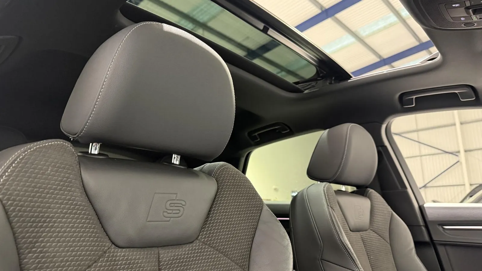 2020 Audi Q3 — photograph 17 of 50