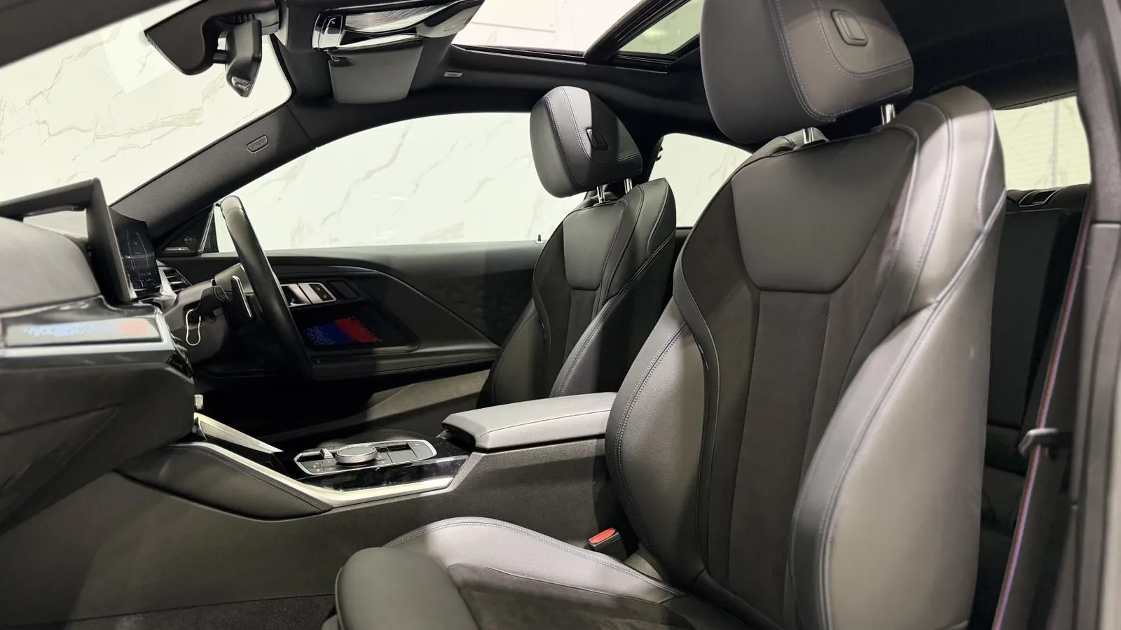 2023 BMW 2 Series — photograph 12 of 53