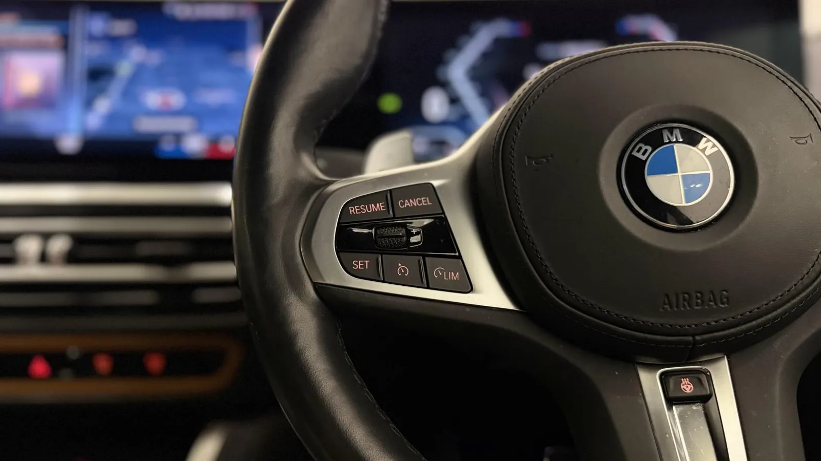 2023 BMW 2 Series — photograph 17 of 53