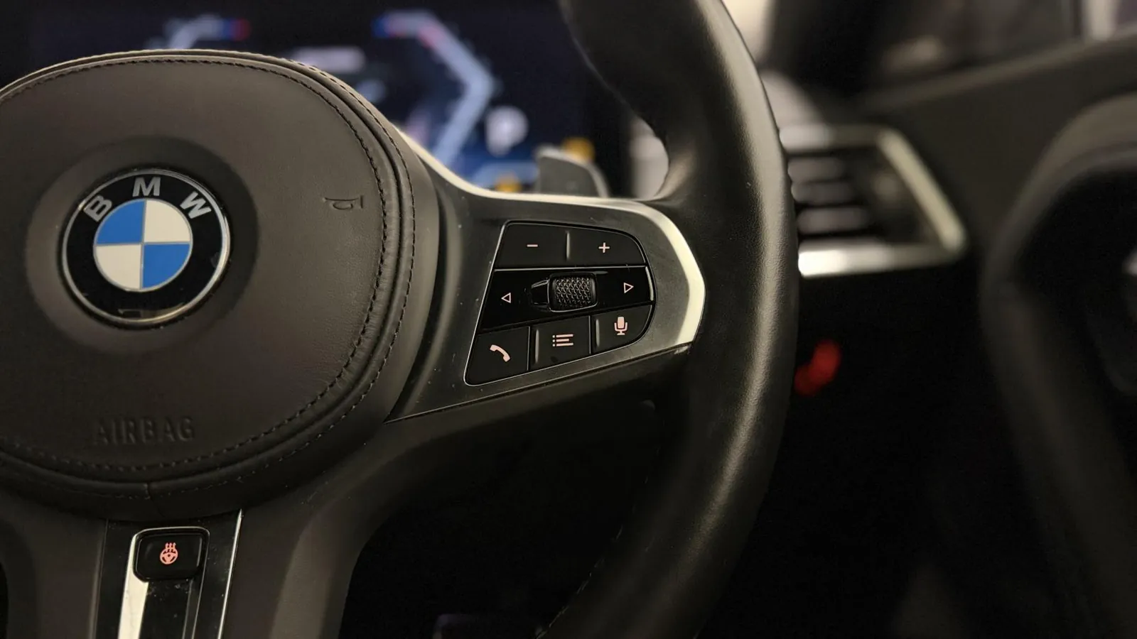 2023 BMW 2 Series — photograph 18 of 53