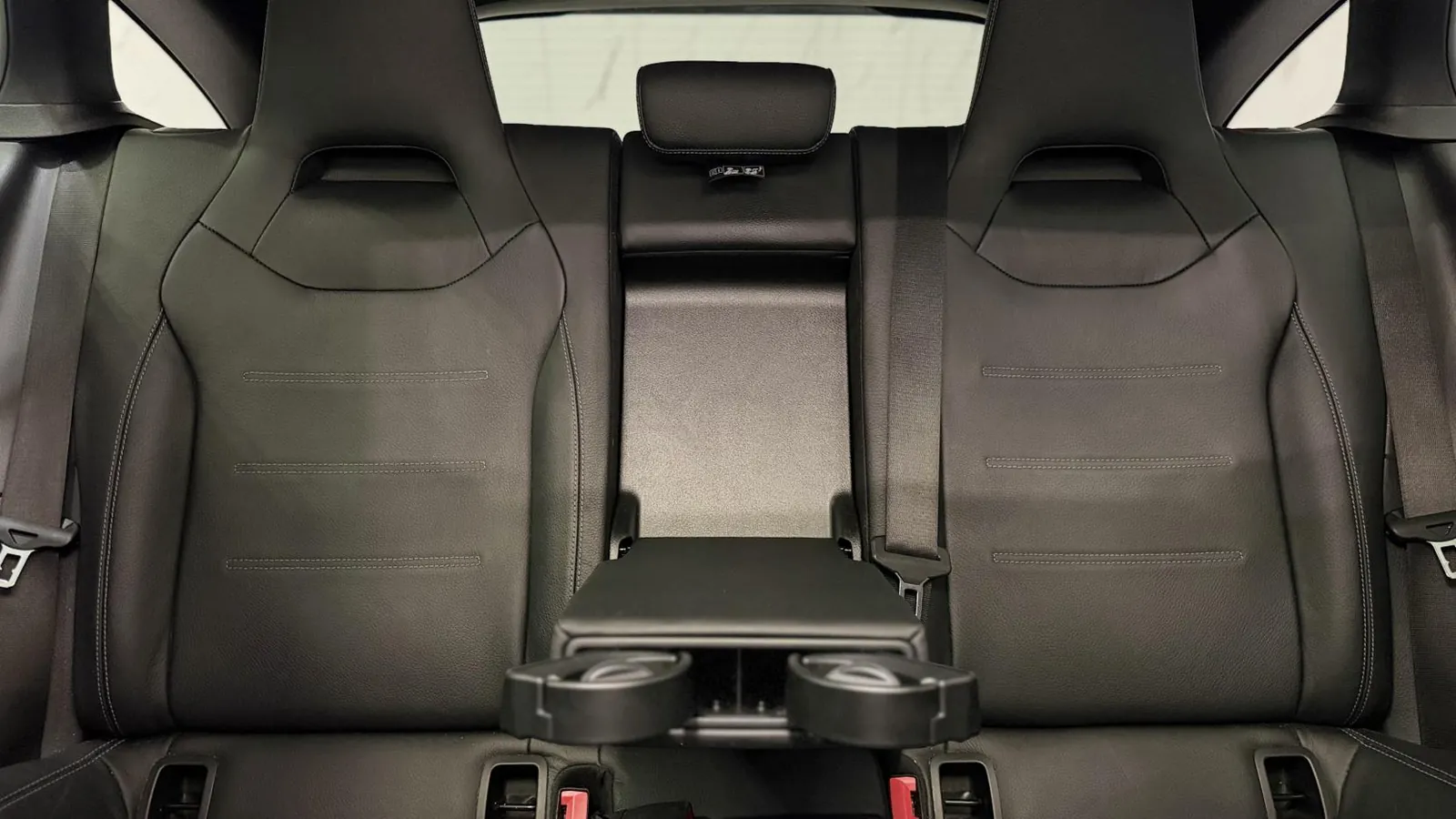 2022 Mercedes-Benz CLA — photograph 11 of 41