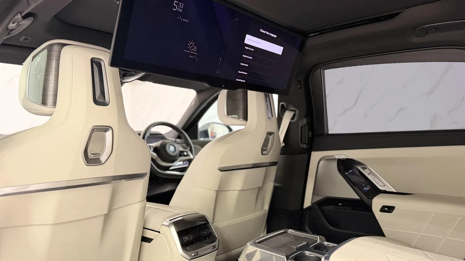 2023 BMW i7 — photograph 19 of 73
