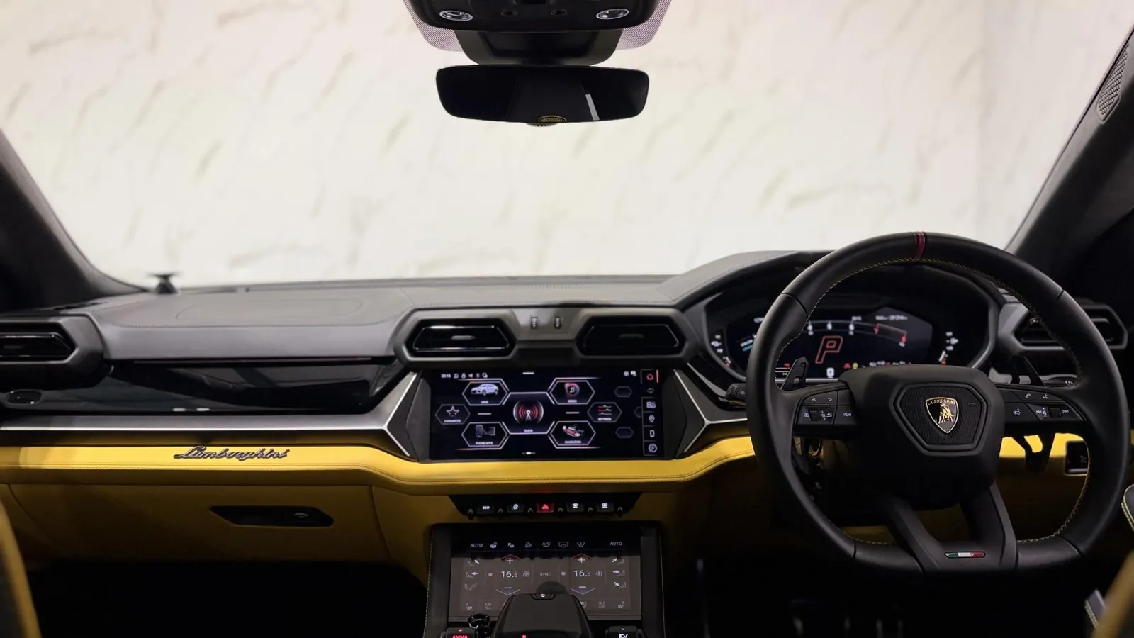 2025 Lamborghini Urus — Interior mirror and windscreen surround