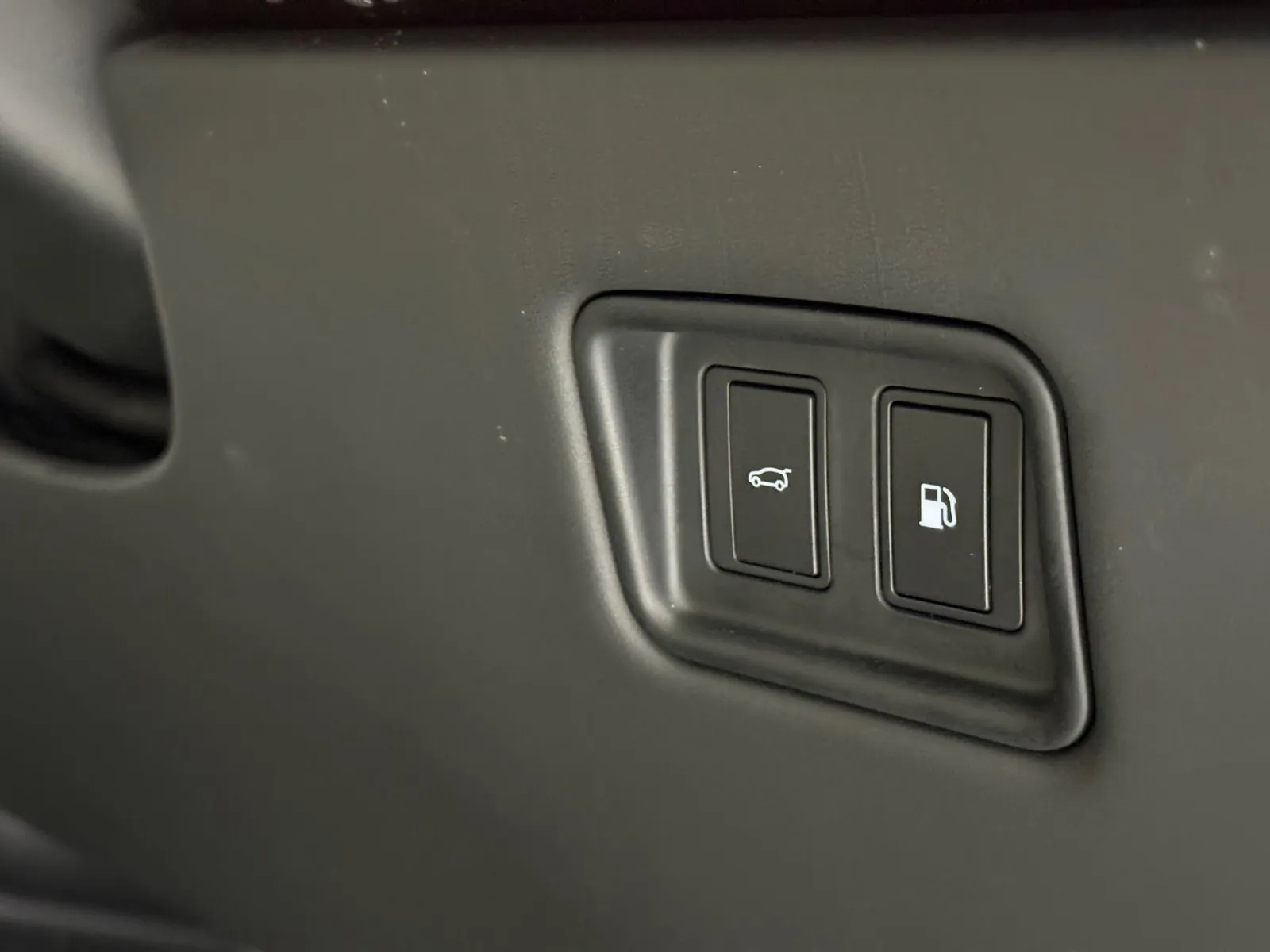 2022 Land Rover Range Rover — photograph 17 of 53