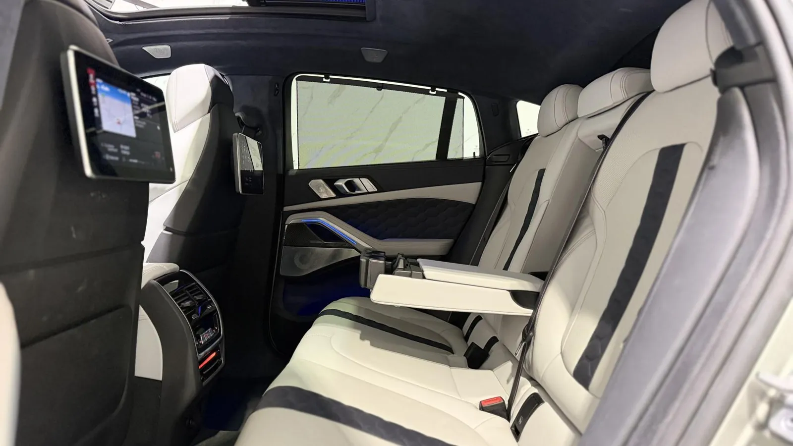 2022 BMW X6 M — photograph 14 of 66