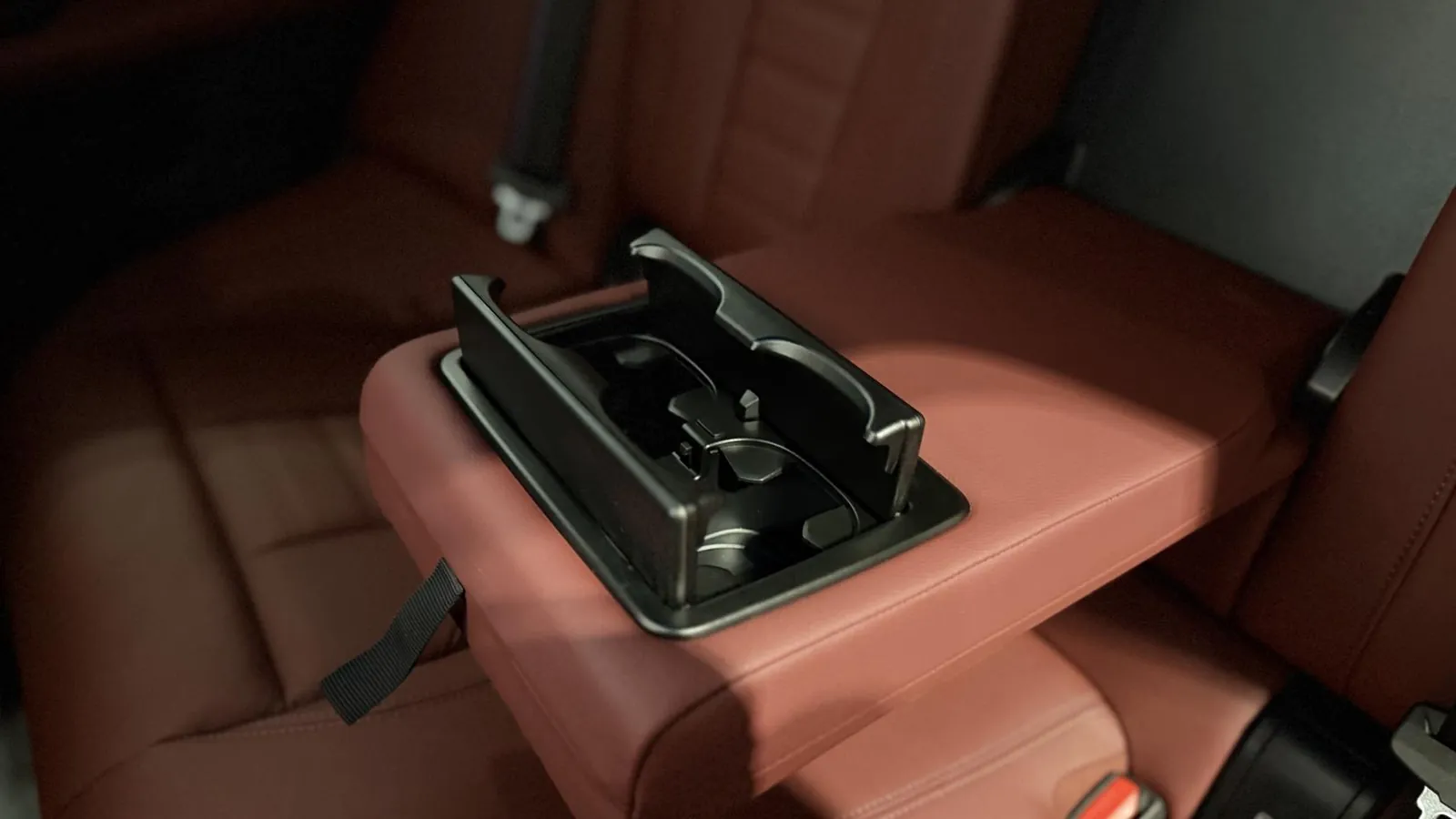 2023 BMW i4 — photograph 12 of 45