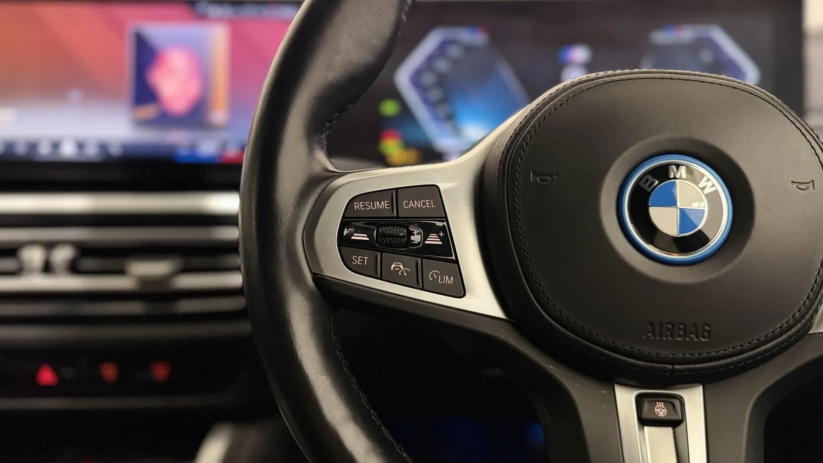 2023 BMW i4 — photograph 13 of 45
