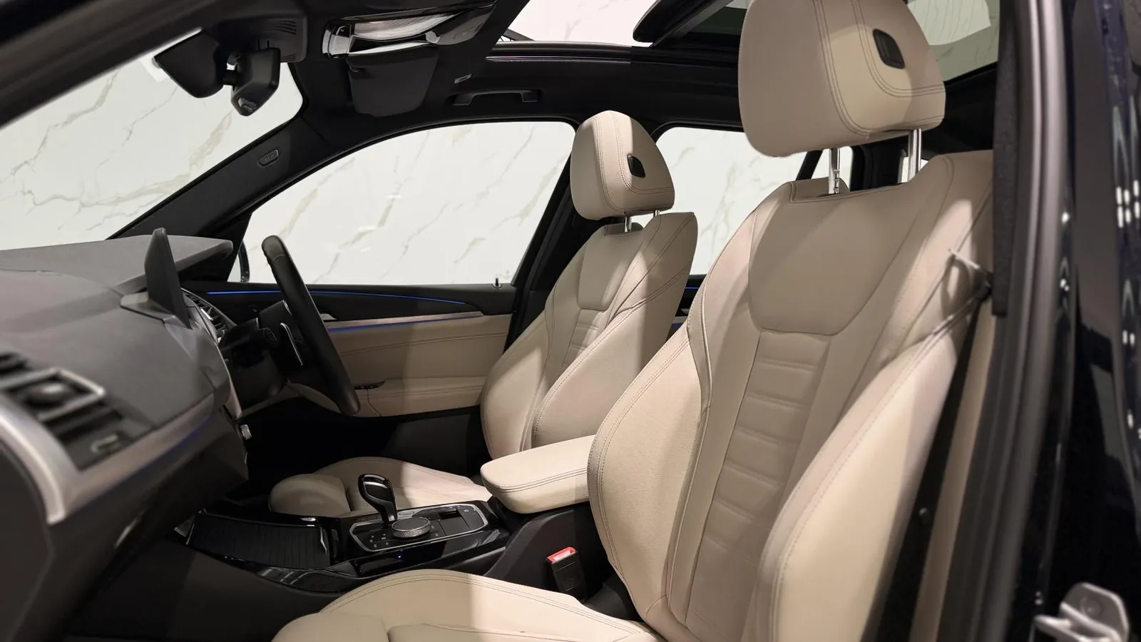 2022 BMW X3 — photograph 11 of 52