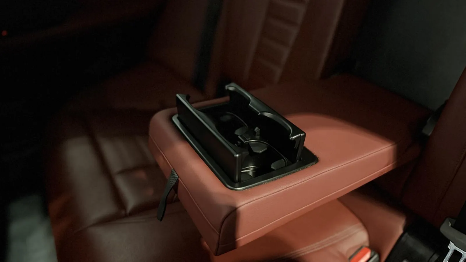 2023 BMW i4 — photograph 16 of 55
