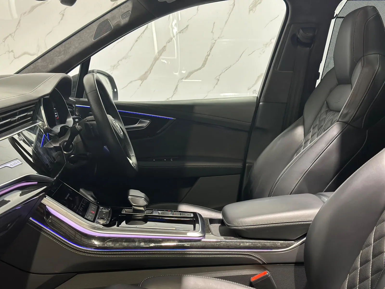 2021 Audi Q7 — photograph 15 of 52